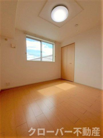 ネオ・レジデンスＡの居間・リビング