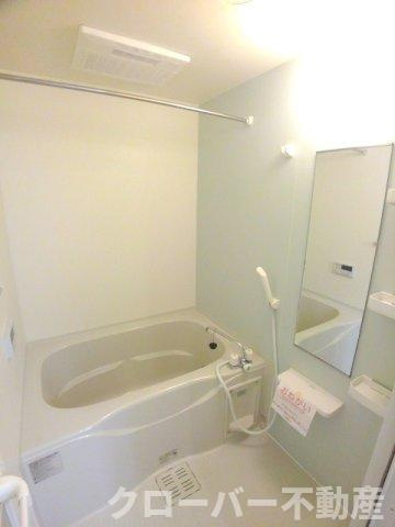 ネオ・レジデンスＡの浴室