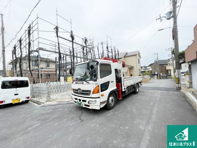 神戸市須磨区緑が丘　第1期　新築一戸建ての前面道路含む現地写真|周辺は落ち着いた街並みの住宅地！子育てがしやすい住環境です！まだ未完成ですが、現地でしかわからない事もございます。是非一度ご覧ください。
