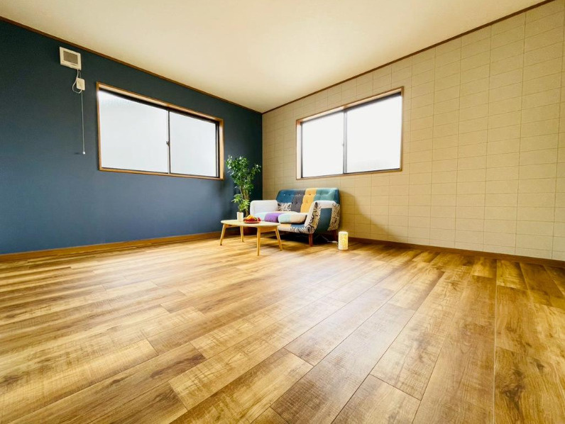 東大阪市東石切町４丁目　中古戸建の洋室