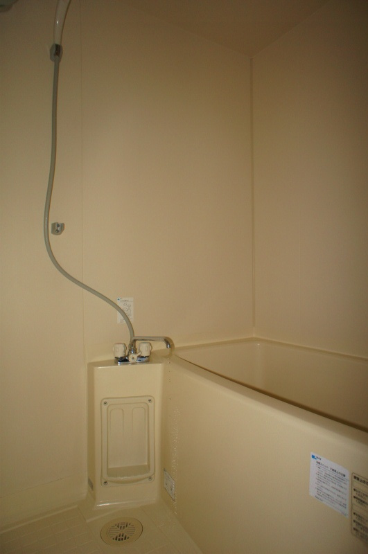 PLEAST御井駅前【10,000円キャッシュバック対象物件】の浴室|お風呂で日々の疲れを落としましょう