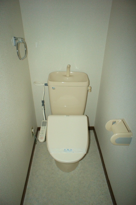 PLEAST御井駅前【10,000円キャッシュバック対象物件】のトイレ|ゆったりとした空間のトイレです