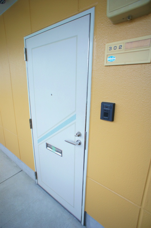 PLEAST御井駅前【10,000円キャッシュバック対象物件】の玄関|落ち着いた玄関です