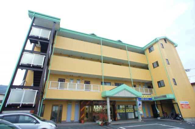 PLEAST御井駅前【10,000円キャッシュバック対象物件】の外観|建物外観を気になさる方へ、見た目の良い物件です