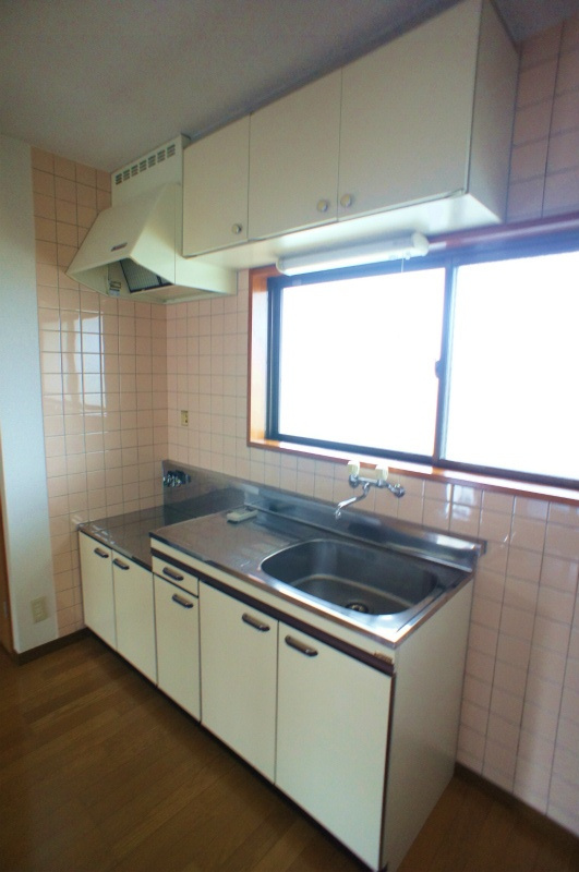 PLEAST御井駅前【10,000円キャッシュバック対象物件】の居間・リビング|キッチンです