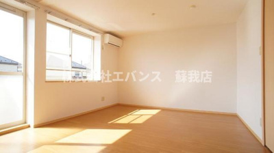 【居間・リビング】 | コーポグリーンD | ゆったりとした居間です