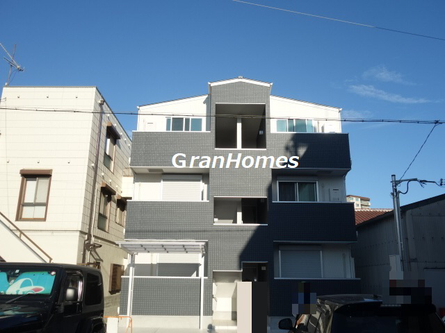 KARIN明石南の外観