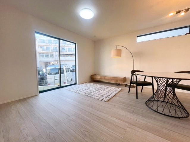 ハートフルタウン与那原町与那原　全4棟の玄関