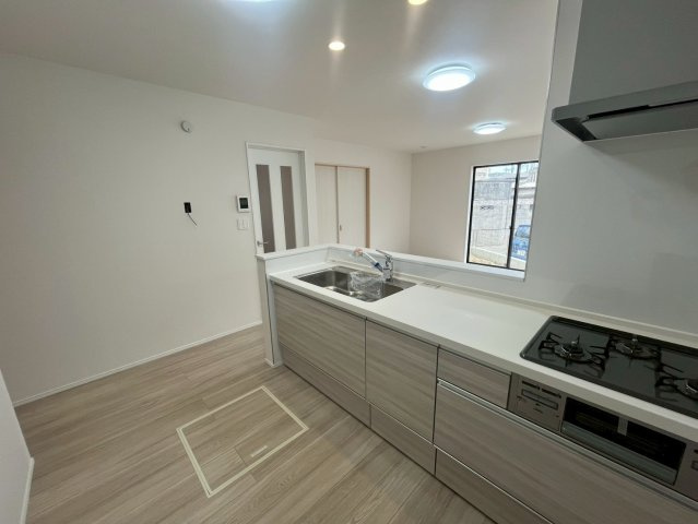 ハートフルタウン与那原町与那原　全4棟のキッチン