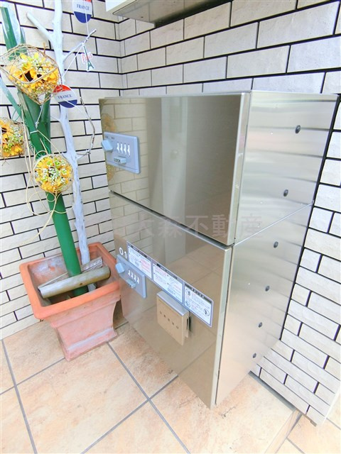 マノワール　デュモのその他共用部分|宅配ボックス