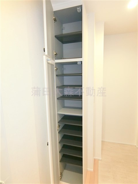 マノワール　デュモの収納