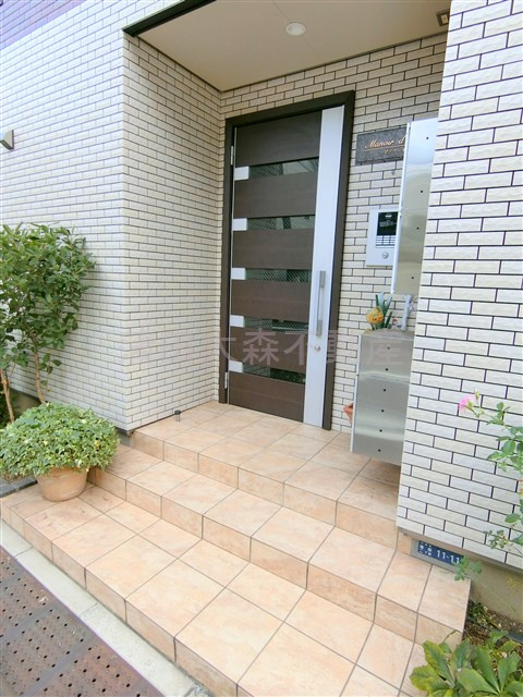 マノワール　デュモのエントランス