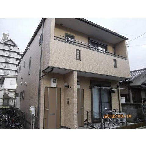 新町ユキハイツの外観|外観は落ち着いています