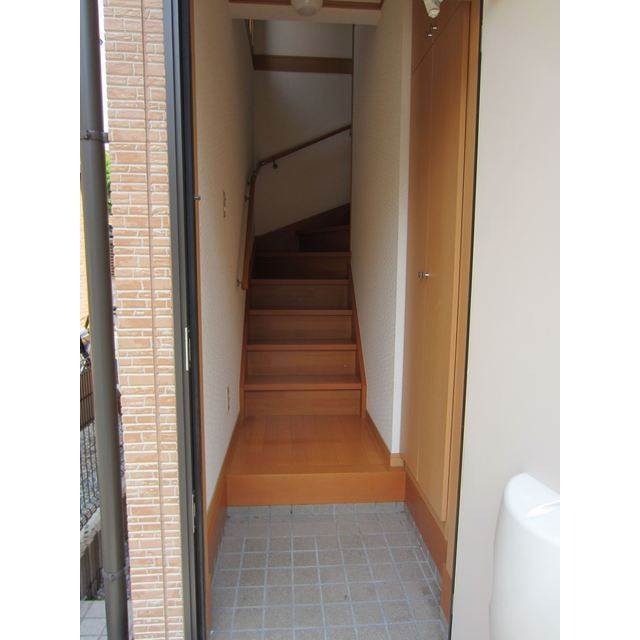 新町ユキハイツの玄関|シンプルで使いやすい玄関です