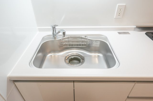 リビオメゾン大岡山のキッチン|コンパクトなキッチンで掃除もラクラク