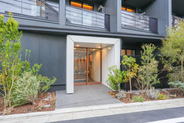 リビオメゾン大岡山のエントランス