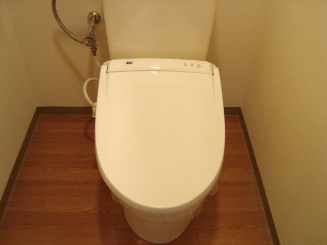 シュノンソーのトイレ|シャワー付トイレ