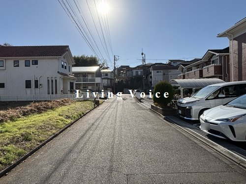 【前面道路含む現地写真】 | 【仲介手数料０円】相模原市中央区宮下本町11期　新築一戸建て　2号棟　全2棟 | 相模原市中央区宮下本町11期　新築一戸建て　全2棟