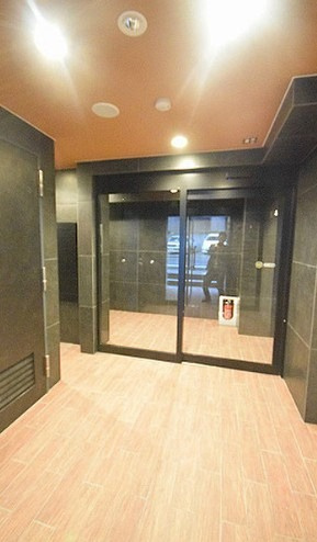 グランフォース森下のエントランス