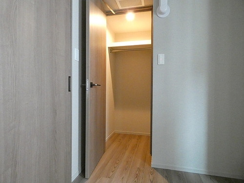 アトラス北品川の収納|ウォークインクロゼット　（洋室　約５.０畳）