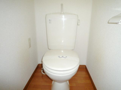 【トイレ】 | パナハイツ岡田 | ゆったりとした空間のトイレです