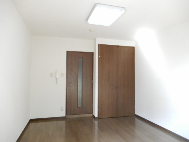 ルミエール明石の居間・リビング