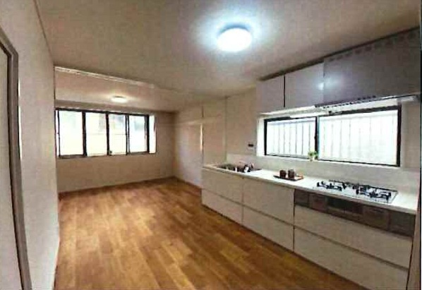 【居間・リビング】 | 城東区中浜3丁目中古戸建