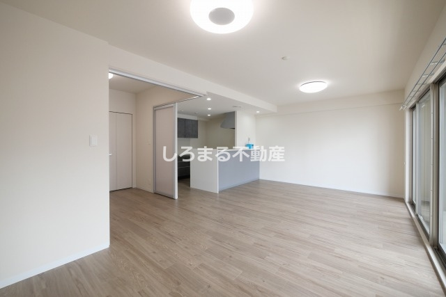 ラ　フェリーチェ難波の居間・リビング