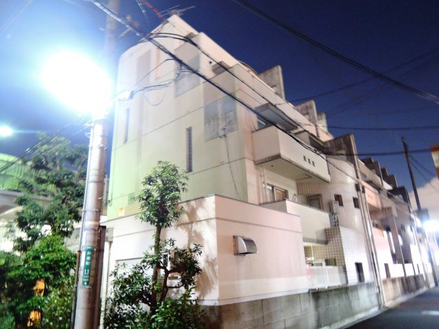 ドムス西高槻の外観