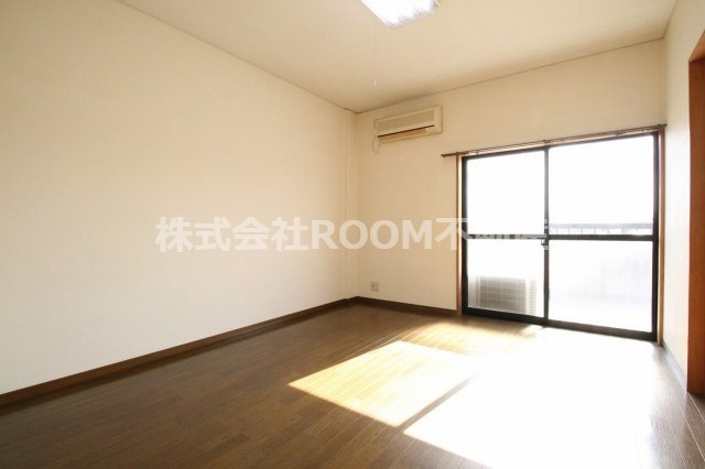 ピュアコート高橋の居間・リビング