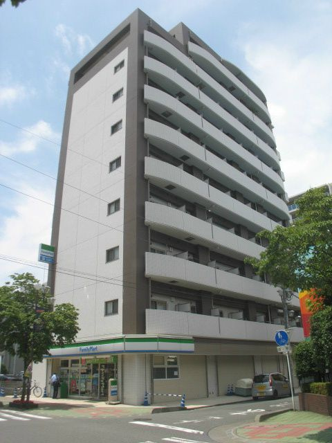 プライムスクエアの外観