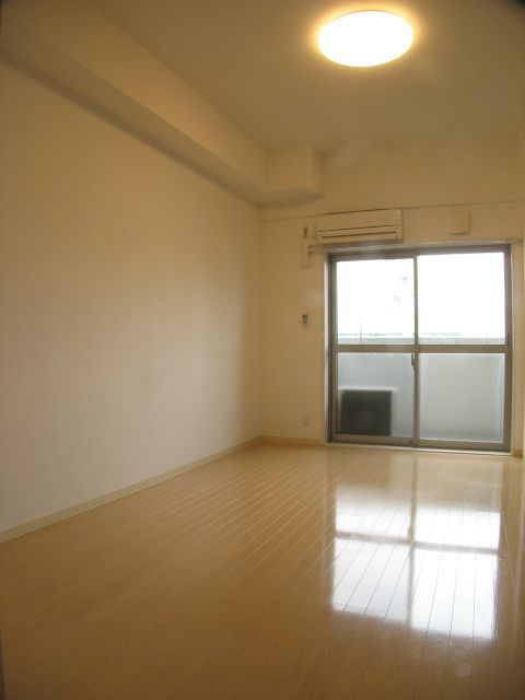 プライムスクエアの居間・リビング