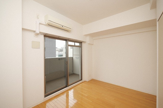 エスリード阿波座サウスプレイスの居間・リビング