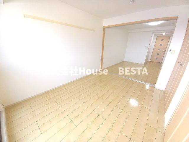 メルディアキューブ新長田の内装