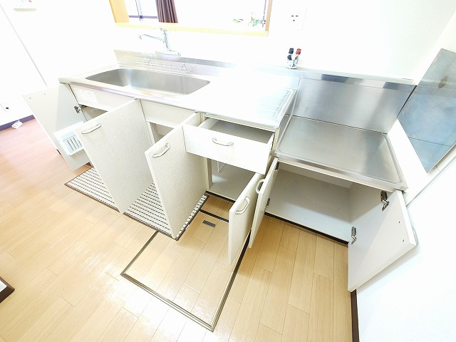 グレースコート恋の窪のキッチン|使いやすいキッチンです