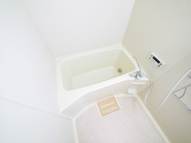 グレースコート恋の窪の浴室|落ち着いた空間のお風呂です