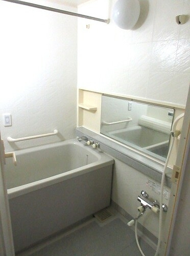 ライオンズマンション白金台の浴室|浴室　※前回募集時2018年6月の写真