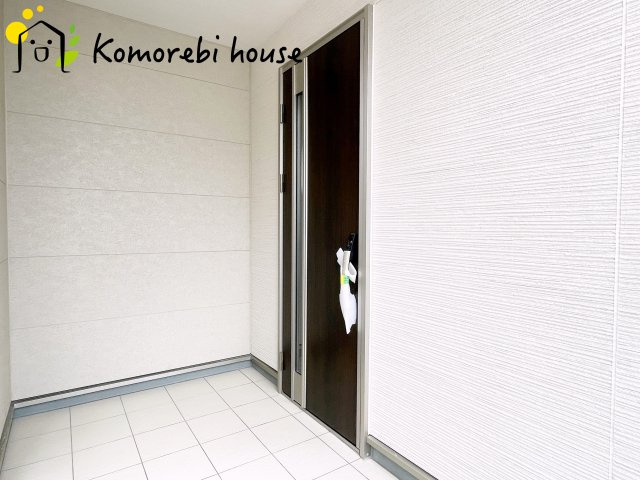 鴻巣松原　3期　新築一戸建て　リーブルガーデン　01の玄関|毎日通る玄関はこちらです