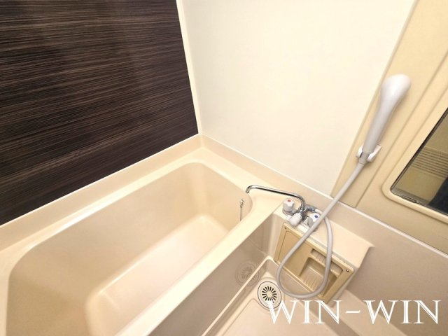 グリーンパーク吉田の浴室