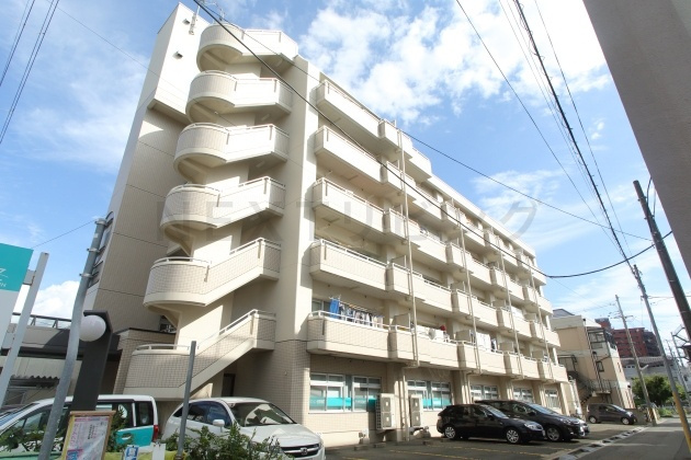 ラ・ベルヴィ中央