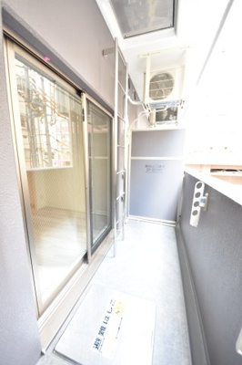 【バルコニー】 | セレニテ神戸元町クレア