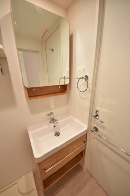 【独立洗面台】 | セレニテ神戸元町クレア