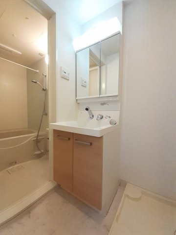 グランクリュ佐古　ＥＡＳＴの洗面所