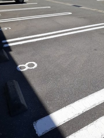 アルト・アルベロＡの駐車場