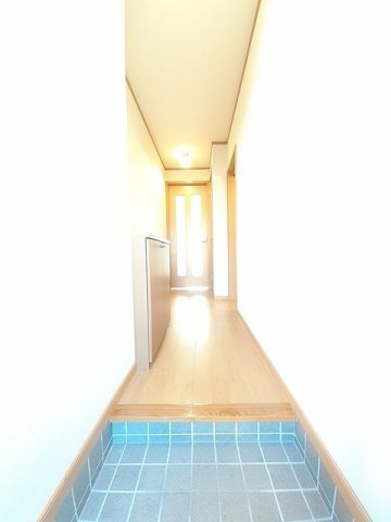 アルト・アルベロＢの玄関