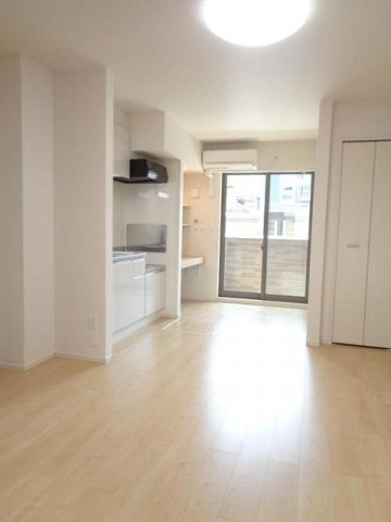 アイ・スマイル南庄町Ⅱの居間・リビング