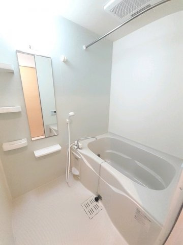 スターハイツ　ＮＳ　Ｂの浴室