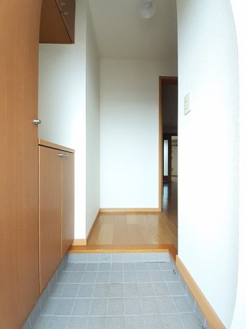 サンリットＢの玄関