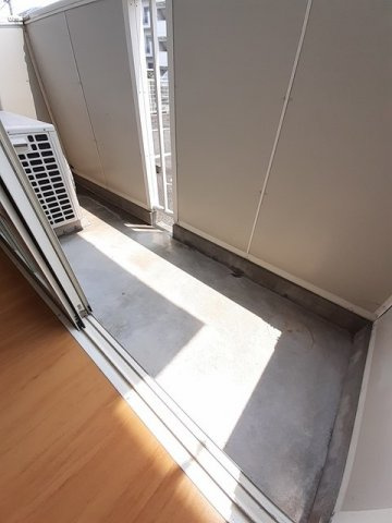 ラ　フォレ　ドゥ・シュッドのバルコニー