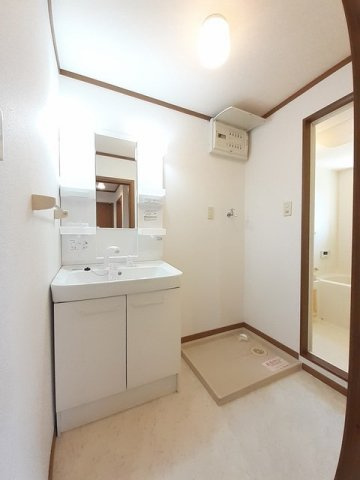 バーシア名賀の洗面所